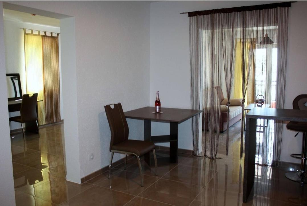 Apartamento Odessa Mama Bijela Exterior foto